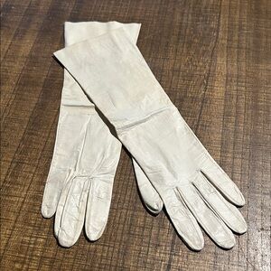 Vintage Cream Van Raalte  Leather Gloves
